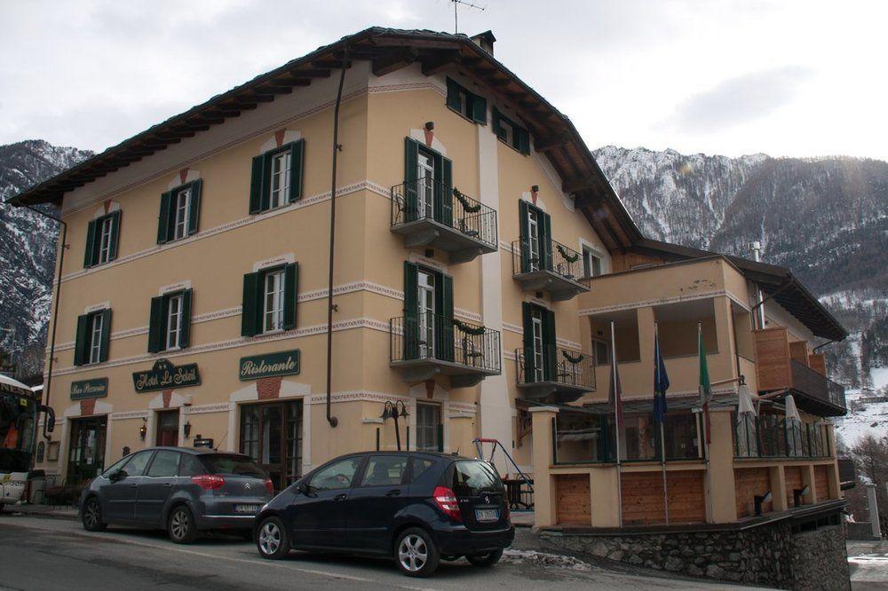Hotel Le Soleil Challand-Saint-Anselme Kültér fotó